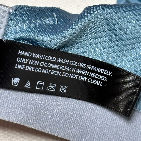 Natori Sky Blue Underwire Bra - Picture 5 of 14